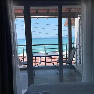 επισκεφθείτε το ξενοδοχείο